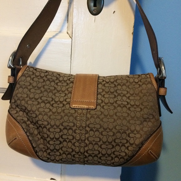 ⭐️SOLD⭐️Y2K Purse Authentic Coach Shoulder Handbag - Picture 2 of 8